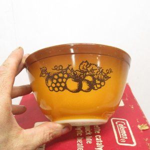 Vintage Pyrex #401, 1 1/2 Pint-750 ML Old Orchard Brown Nesting Mixing Bowl